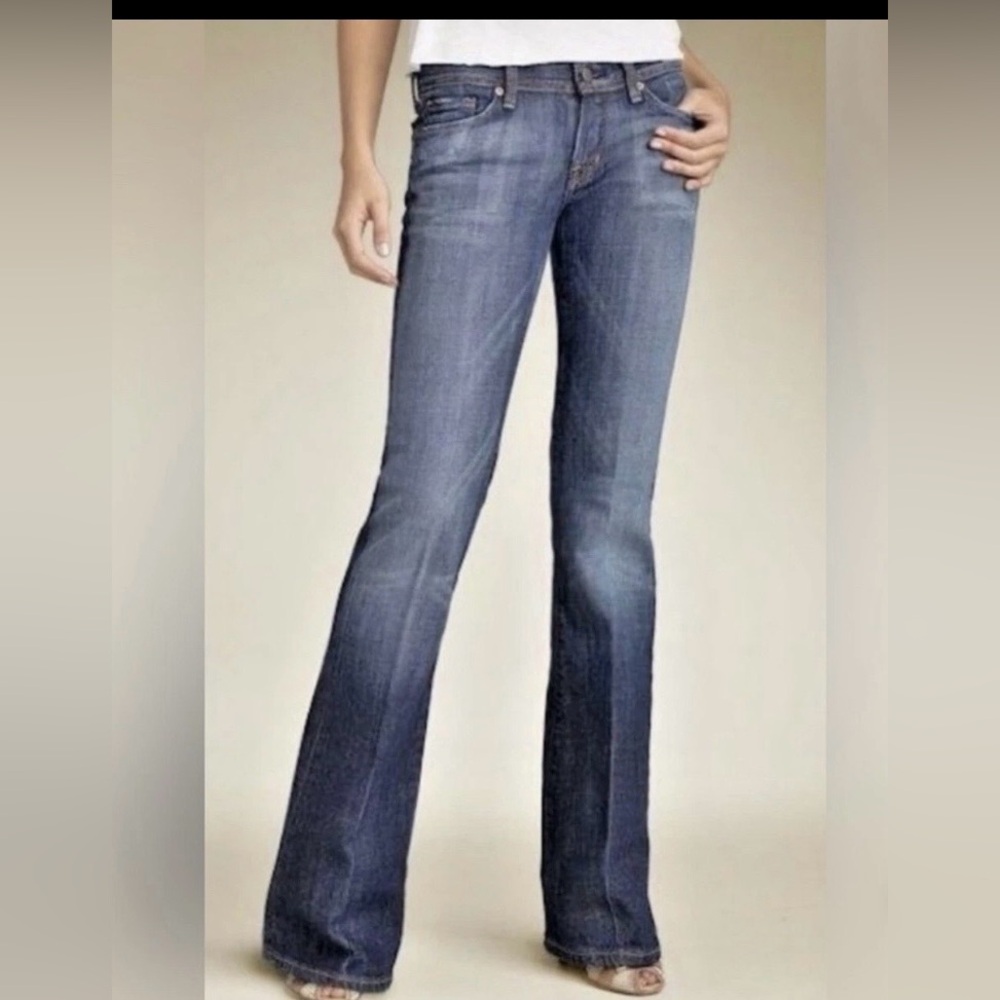 CITIZENS OF HUMANITY Ingrid #002 Low Waist Flair Jean (31)
